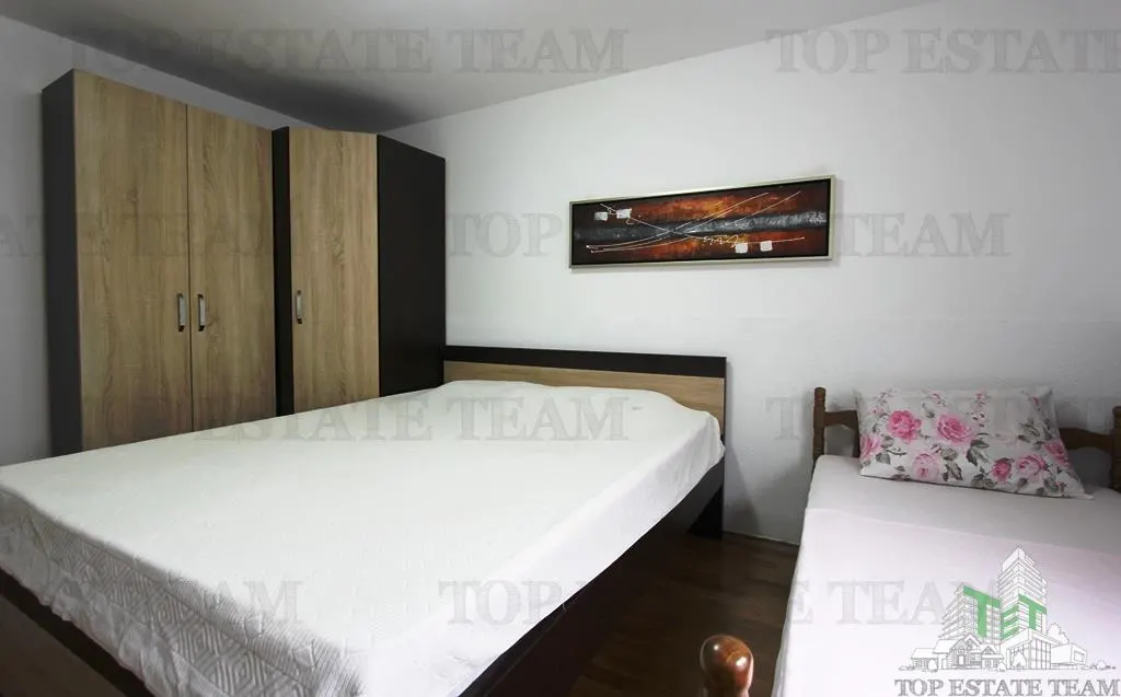Villa en Venta en Bar, Montenegro - foto 8