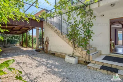 Villa for Sale in Herceg-Novi, Montenegro - foto 17