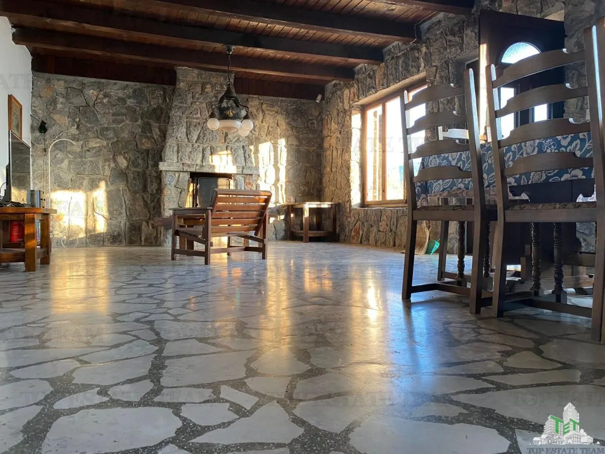 Villa for Sale in Tivat, Montenegro - foto 5