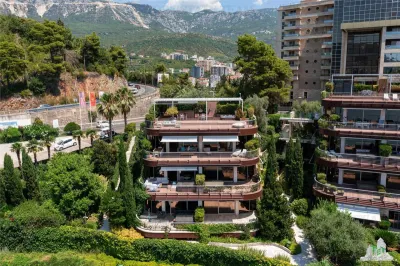 Appartement à Vendre à Budva, Monténégro - foto 2