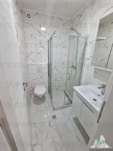 Apartamento en Venta en Herceg-Novi, Montenegro - foto 7