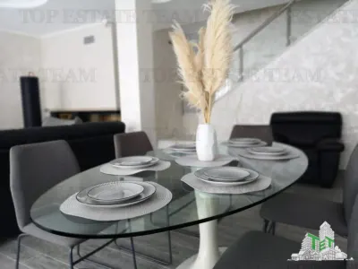 Villa en Venta en Kotor, Montenegro - foto 2