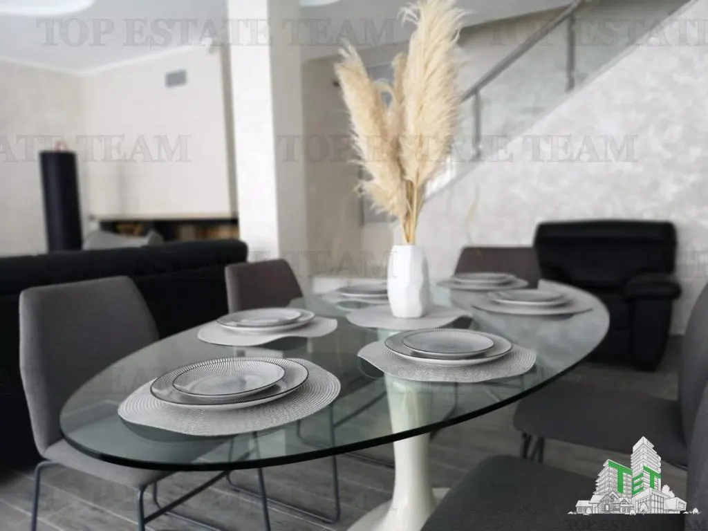 Villa en Venta en Kotor, Montenegro - foto 2