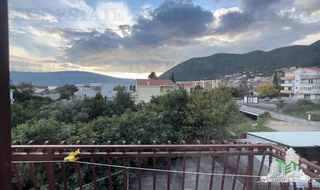 Villa for Sale in Herceg-Novi, Montenegro - foto 14