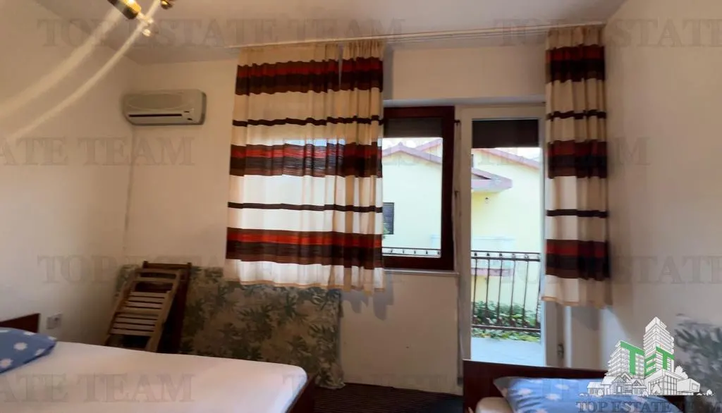 Villa for Sale in Herceg-Novi, Montenegro - foto 3