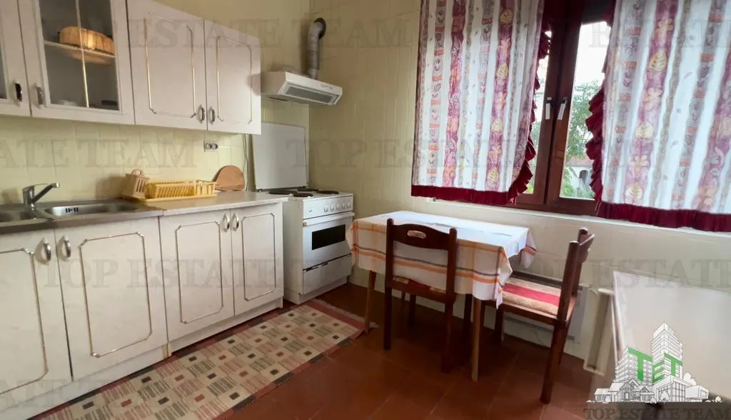 Villa for Sale in Herceg-Novi, Montenegro - foto 8