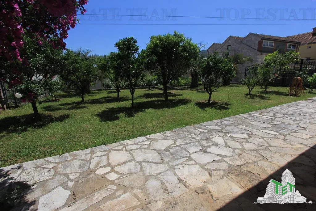 Villa en Venta en Bar, Montenegro - foto 14