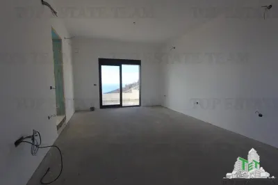 Villa en Venta en Bar, Montenegro - foto 8