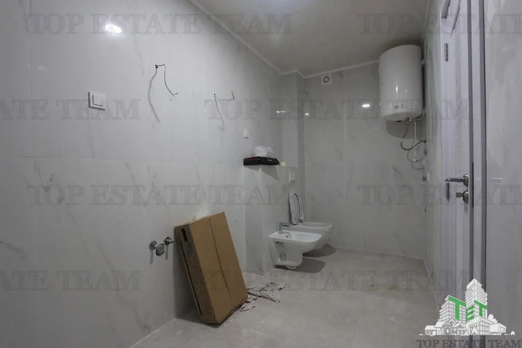 Apartamento en Venta en Budva, Montenegro - foto 8