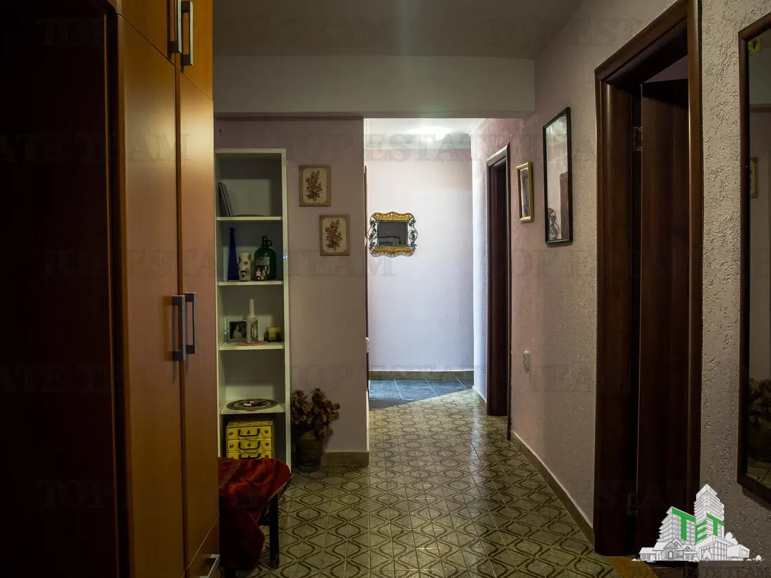 Villa en Venta en Budva, Montenegro - foto 12
