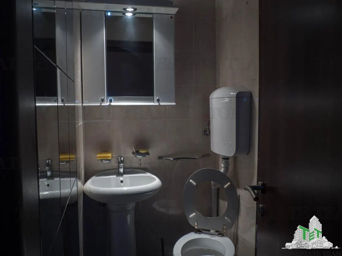 Villa en Venta en Budva, Montenegro - foto 13