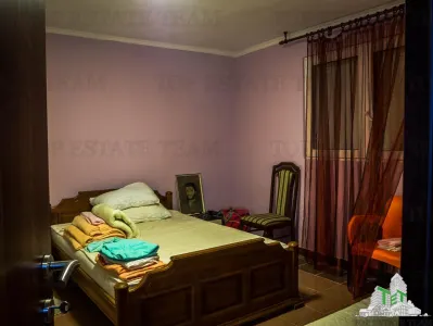 Villa en Venta en Budva, Montenegro - foto 8