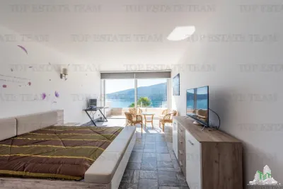 Villa for Sale in Herceg-Novi, Montenegro - foto 7
