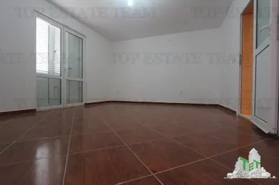 Villa en Venta en Budva, Montenegro - foto 3