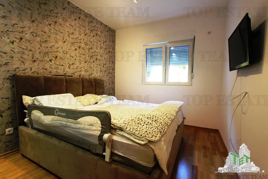 Apartment for Sale in Budva, Montenegro - foto 6