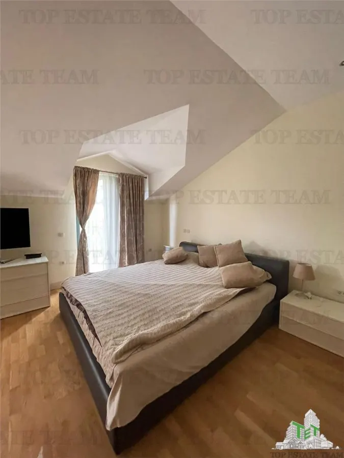Villa en Venta en Kotor, Montenegro - foto 1