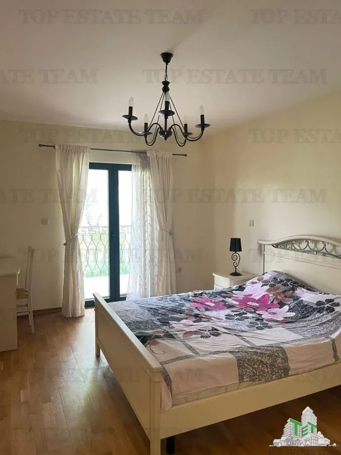 Villa en Venta en Kotor, Montenegro - foto 2
