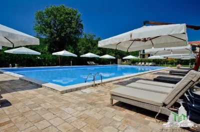 Villa en Venta en Kotor, Montenegro - foto 12