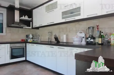 Villa for Sale in Kotor, Montenegro - foto 4