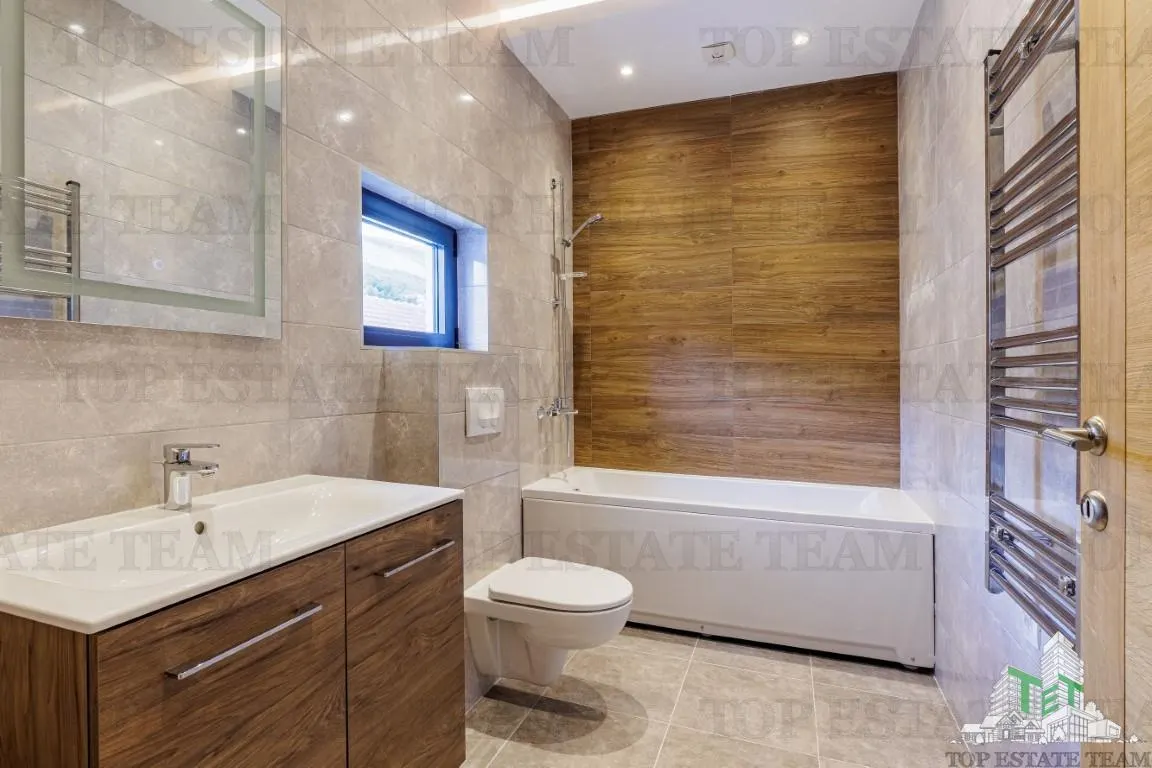 Villa for Sale in Tivat, Montenegro - foto 12