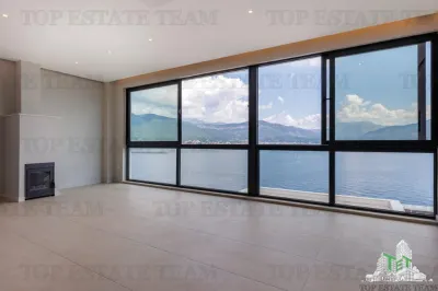 Villa for Sale in Tivat, Montenegro - foto 3