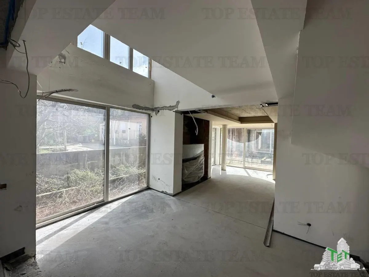 Villa for Sale in Kotor, Montenegro - foto 5