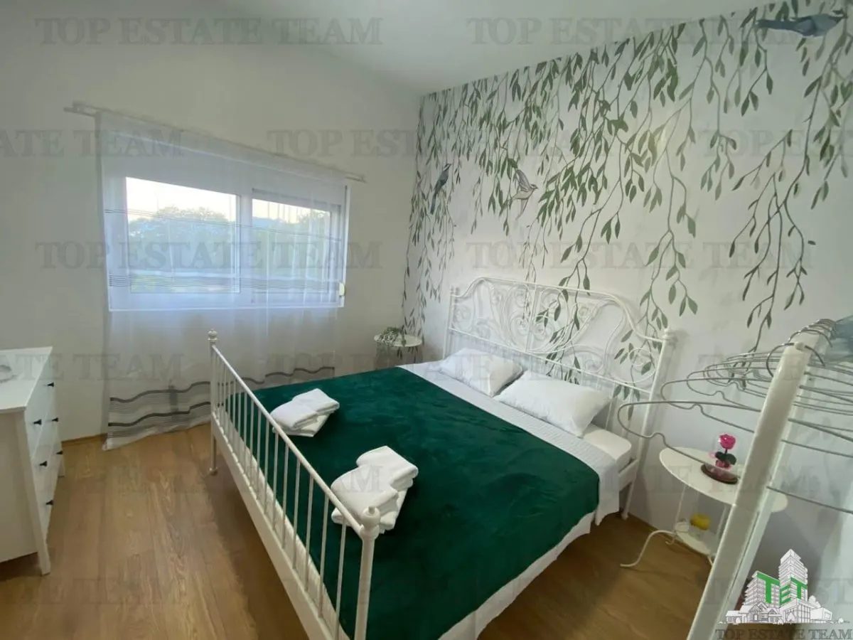 Villa en Venta en Bar, Montenegro - foto 7