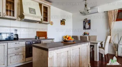 Villa en Venta en Kotor, Montenegro - foto 4