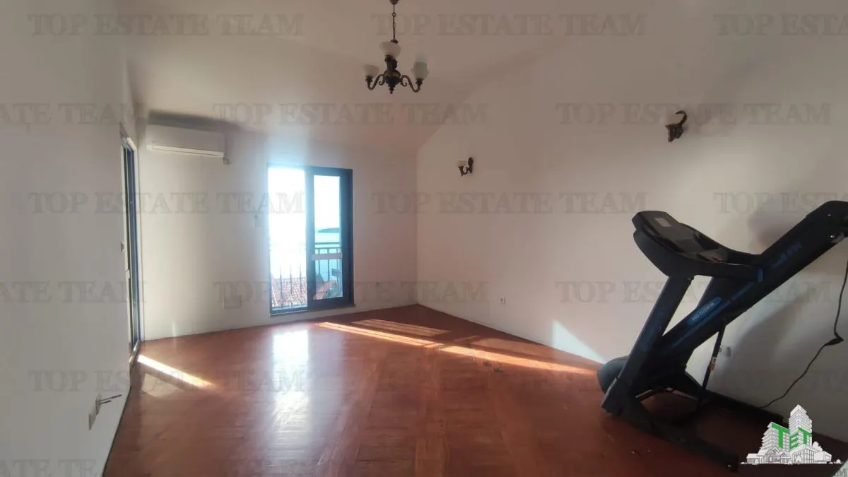 Appartement à Vendre à Budva, Monténégro - foto 4