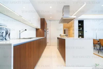 Apartment for Sale in Herceg-Novi, Montenegro - foto 10