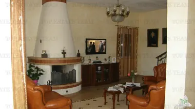 Villa en Venta en Kotor, Montenegro - foto 3