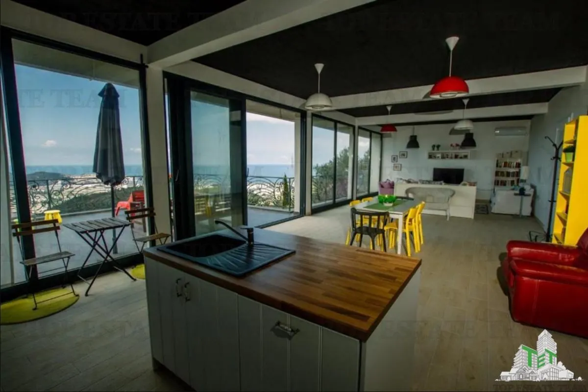 Villa for Sale in Bar, Montenegro - foto 2