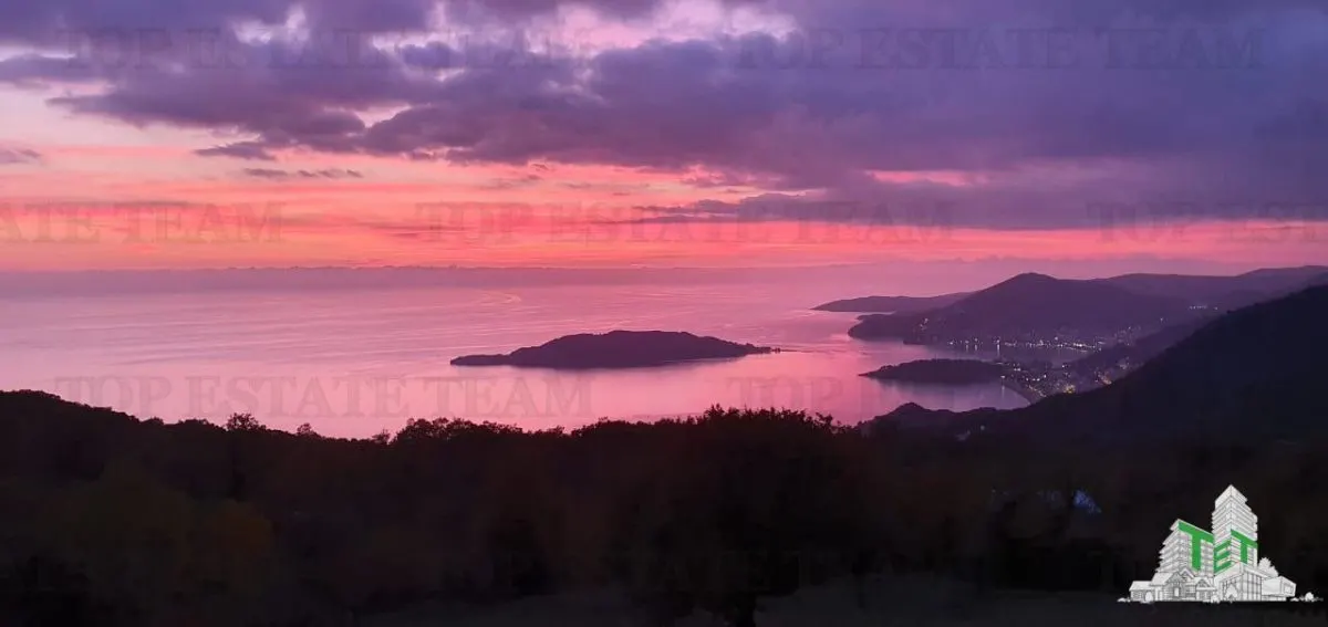 Building Plot for Sale in Budva, Montenegro - foto 1