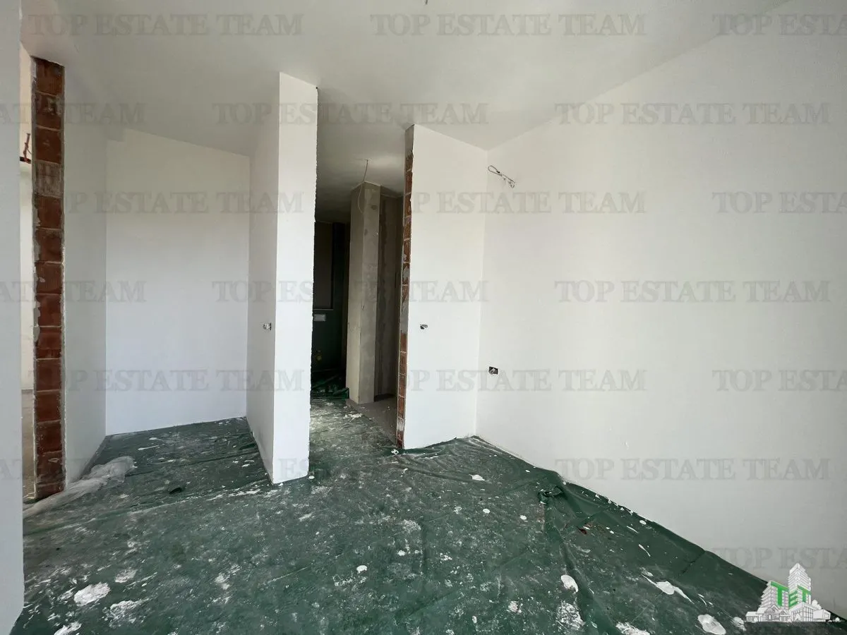 Villa en Venta en Budva, Montenegro - foto 5