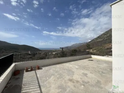 Villa en Venta en Budva, Montenegro - foto 9