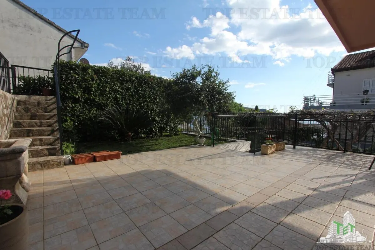 Villa en Venta en Herceg-Novi, Montenegro - foto 19