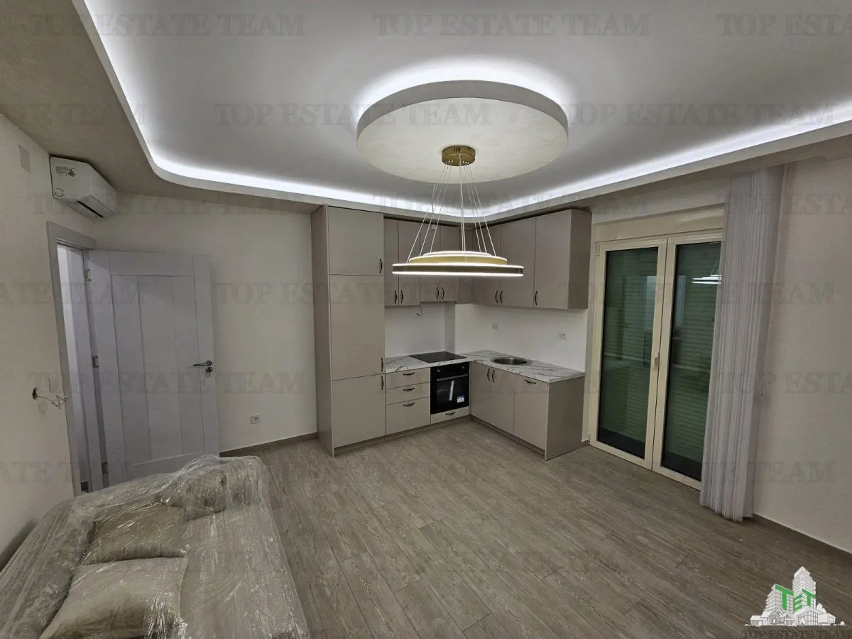 Apartamento en Venta en Budva, Montenegro - foto 1