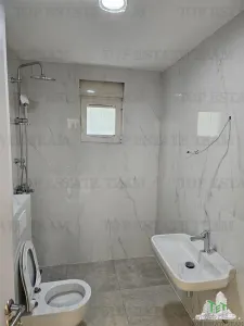 Apartamento en Venta en Budva, Montenegro - foto 7