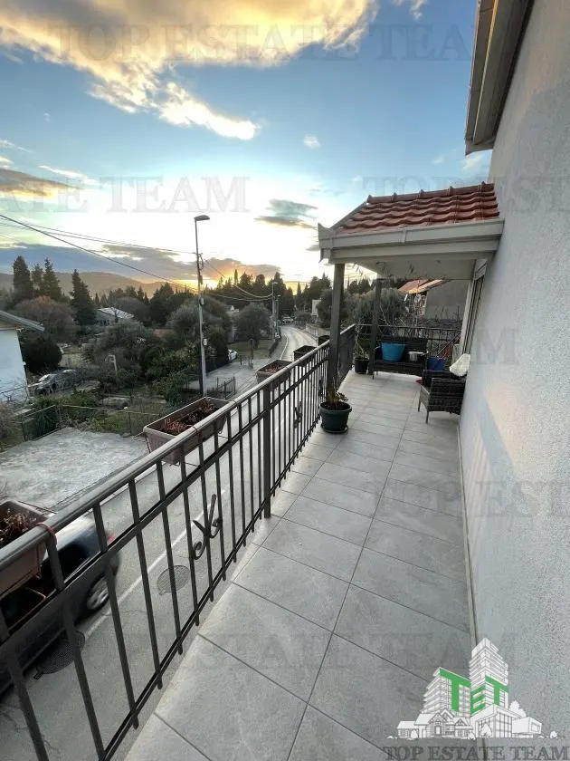 Villa en Venta en Bar, Montenegro - foto 6