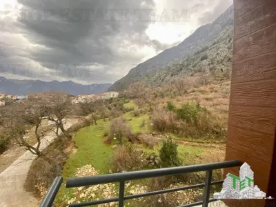Apartment for Sale in Kotor, Montenegro - foto 8