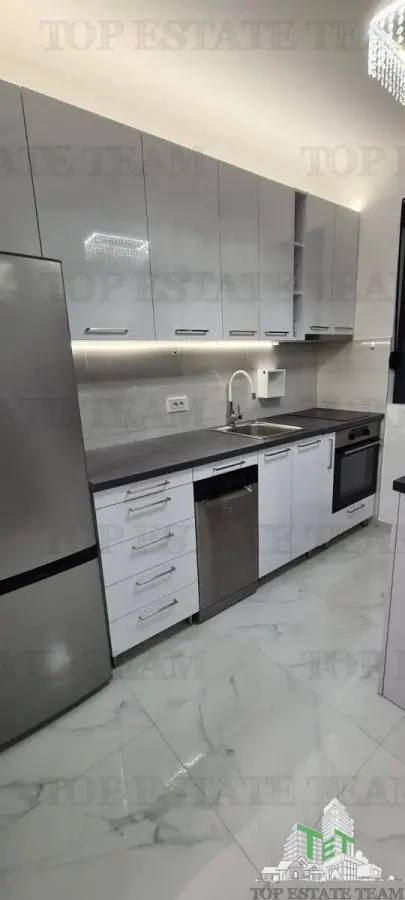 Apartamento en Venta en Herceg-Novi, Montenegro - foto 4