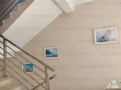 Villa en Venta en Bar, Montenegro - foto 11