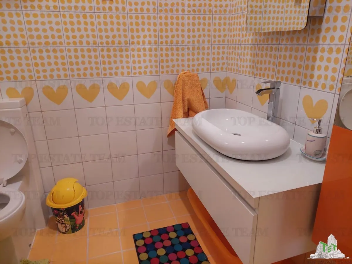 Villa en Venta en Bar, Montenegro - foto 10