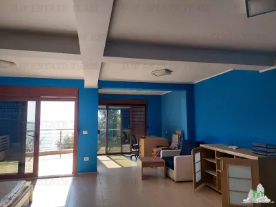 Villa en Venta en Bar, Montenegro - foto 2