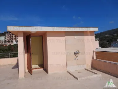 Villa en Venta en Bar, Montenegro - foto 11