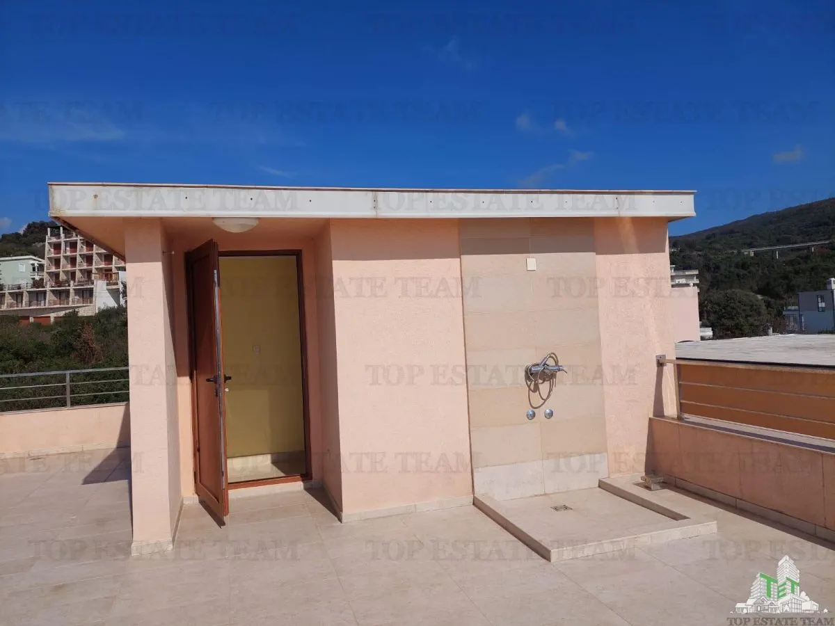 Villa en Venta en Bar, Montenegro - foto 11