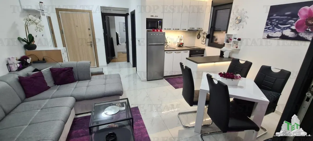 Apartamento en Venta en Herceg-Novi, Montenegro - foto 4