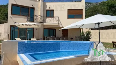 Villa en Venta en Bar, Montenegro - foto 2