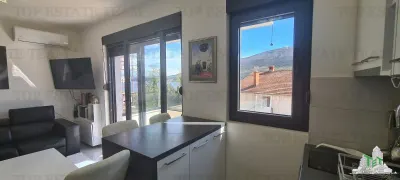 Apartamento en Venta en Herceg-Novi, Montenegro - foto 4