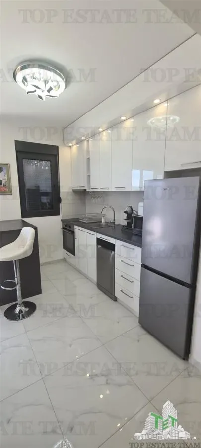 Apartamento en Venta en Herceg-Novi, Montenegro - foto 6
